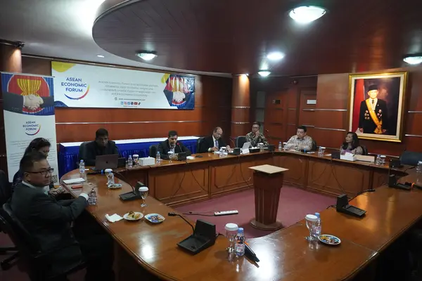 The roundtable was conducted